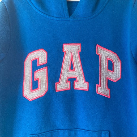 GAP Hoodie - Picture 2 of 3